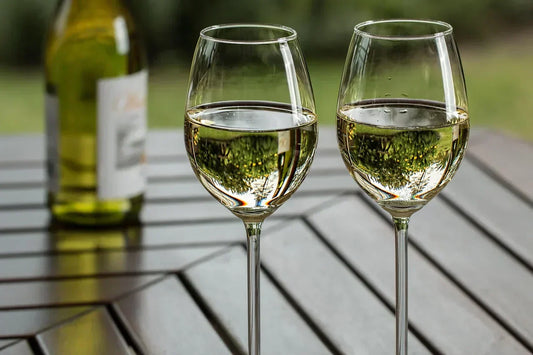 Guide Expert du Vin Sans Alcool : tout savoir pour bien choisir en 2025
