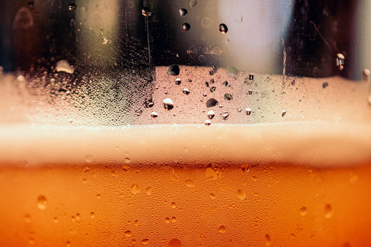 Bière sans alcool : le guide ultime pour choisir en 2026 (50+ sélections testées)
